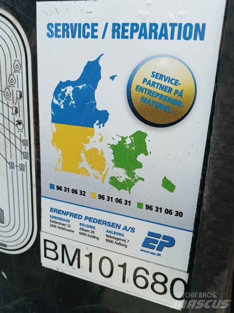 Kobelco SK 18 Minikaivukoneet < 7t