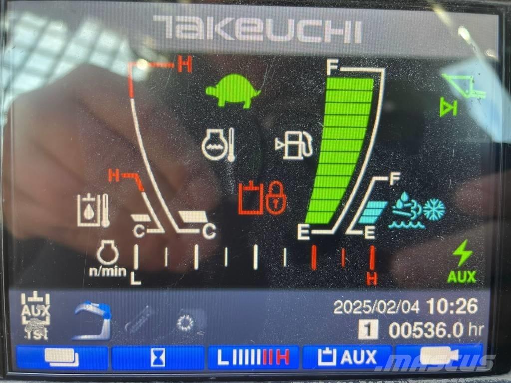 Takeuchi TL12 V2 Liukuohjatut kuormaajat