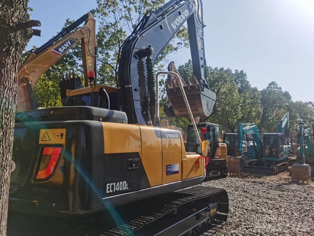 Volvo EC 140 DL Telakaivukoneet