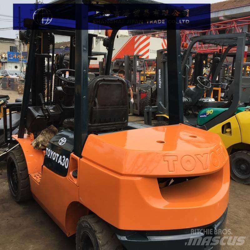 Toyota 7F Dieseltrukit
