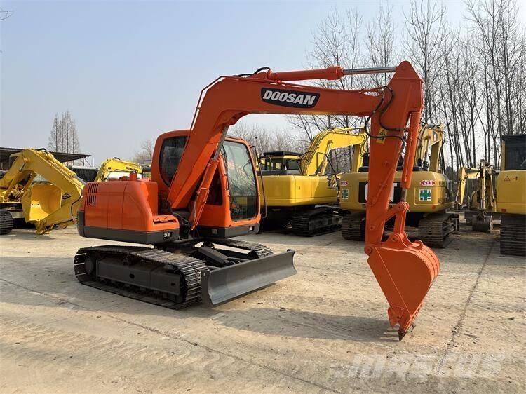 Doosan DX75 Telakaivukoneet