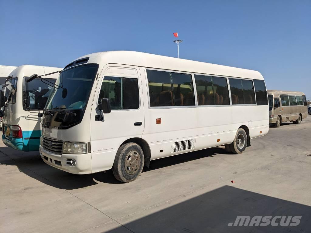 Toyota Coaster Bus Minibussit