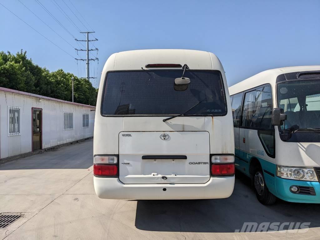 Toyota Coaster Bus Minibussit