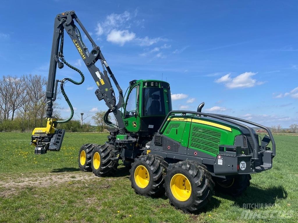 John Deere 1170G Harvesterit