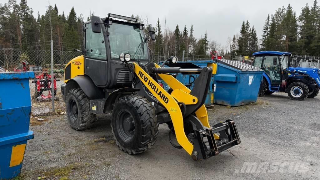New Holland W70C Pyöräkuormaajat