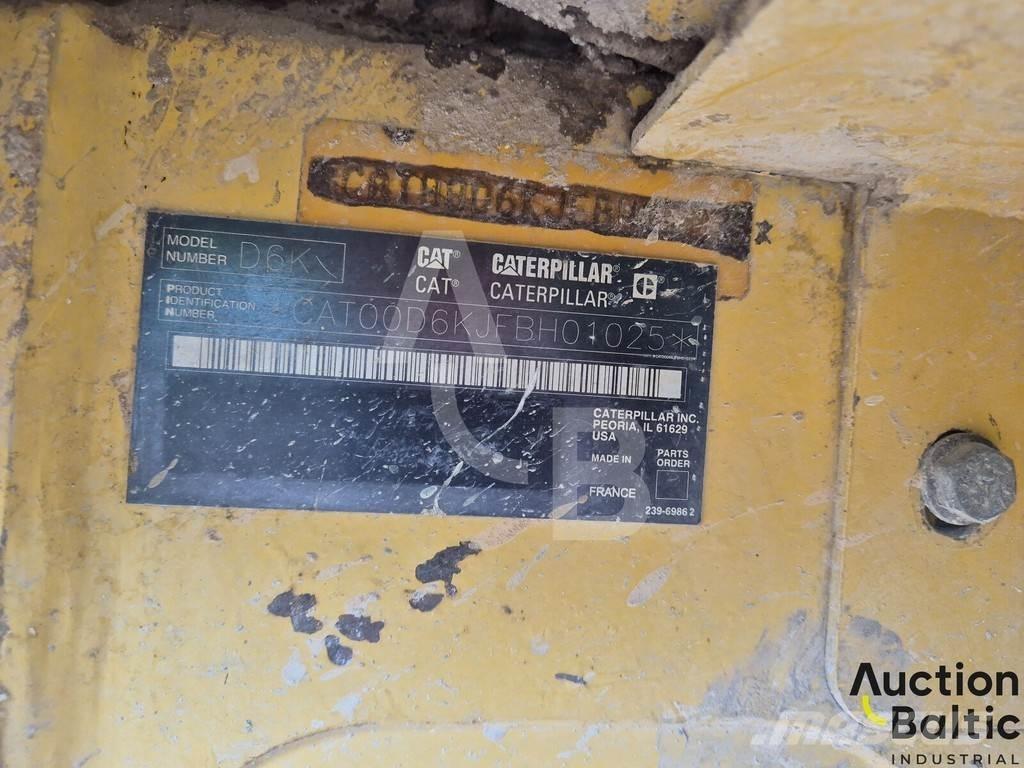 CAT D 6 K Telaketjupuskutraktorit