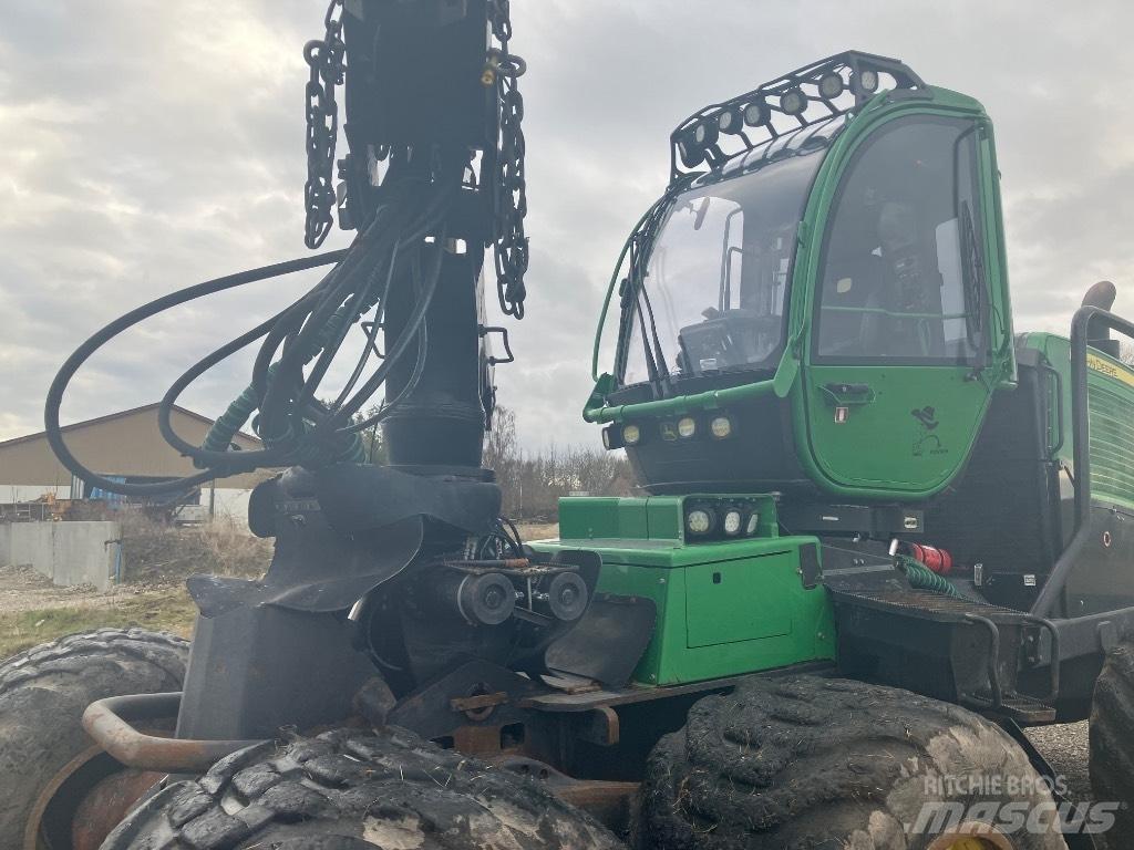 John Deere 1270G Harvesterit