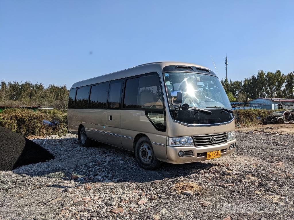 Toyota Coaster Bus Minibussit
