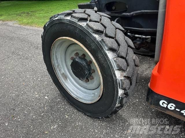 JLG G 6-42 A Kurottajat