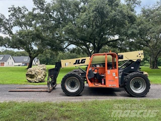 JLG G 6-42 A Kurottajat