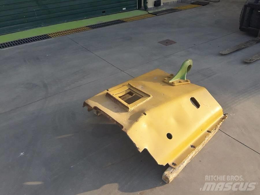 CAT D 8 K Muut