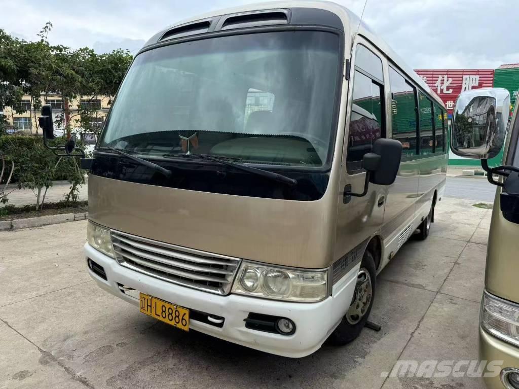 Toyota Coaster Bus Minibussit