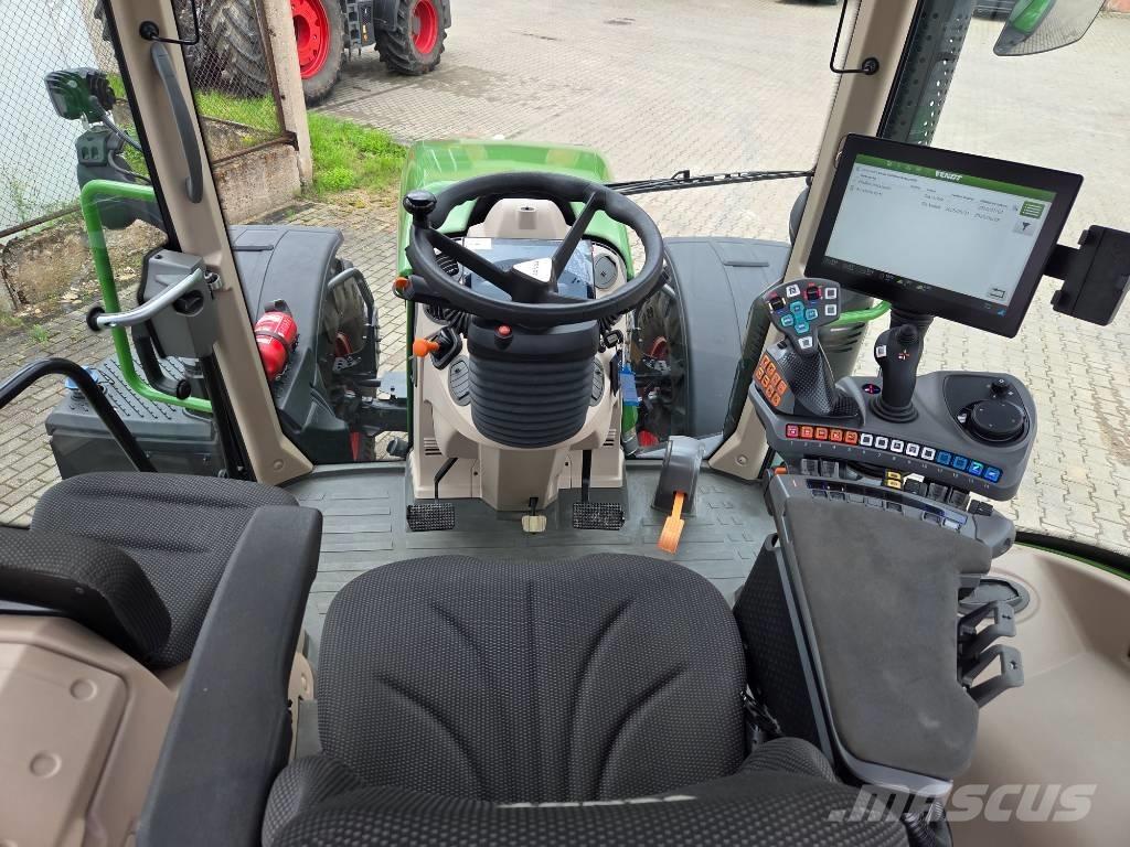 Fendt 724 Vario Traktorit