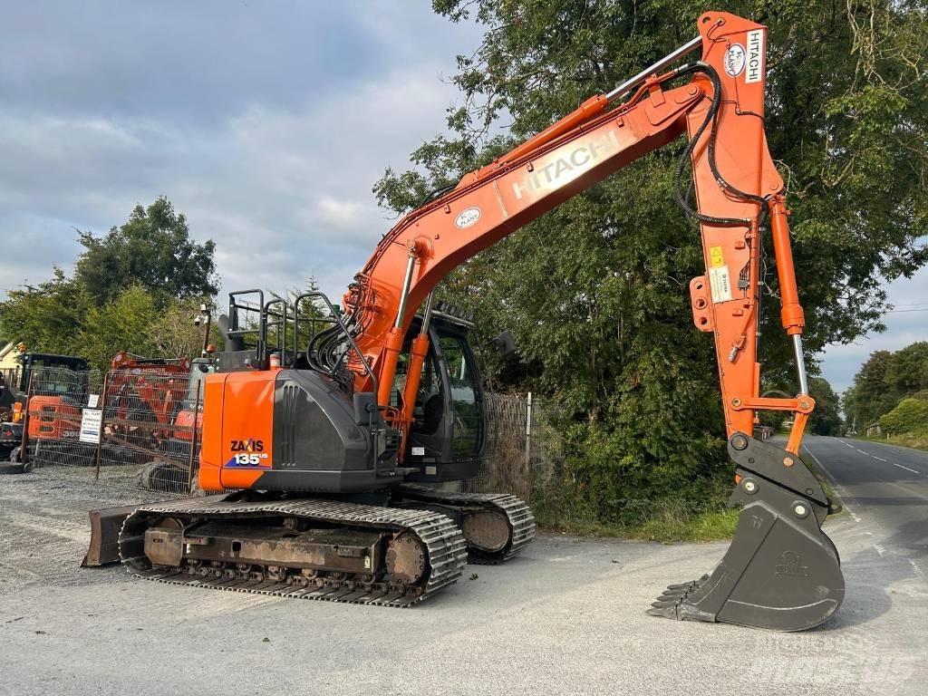 Hitachi ZX 135 US-6 Telakaivukoneet