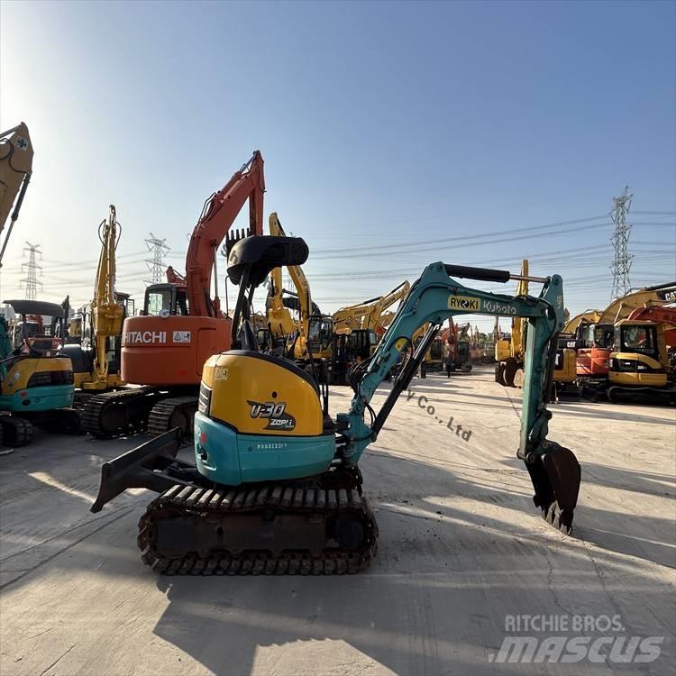 Kubota 30 Telakaivukoneet
