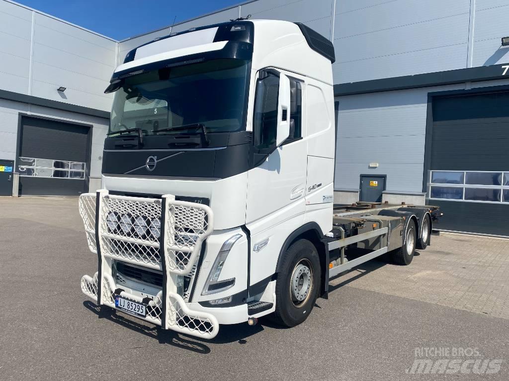 Volvo FH 540 Kontti-/tasonostoautot