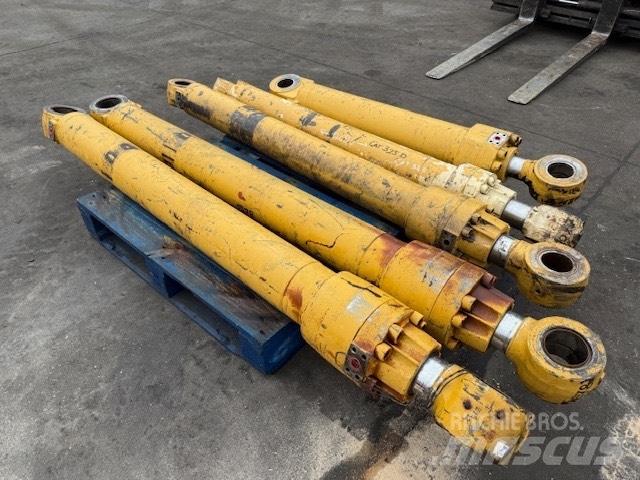 CAT 325 D Hydrauliikka