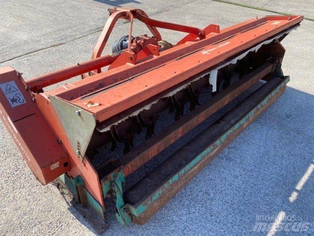 Kverneland FX 265 Pyörillä varustetut leikkurit