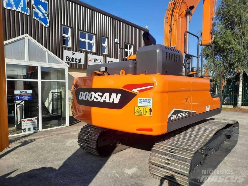 Doosan Dx225LC-7 Telakaivukoneet