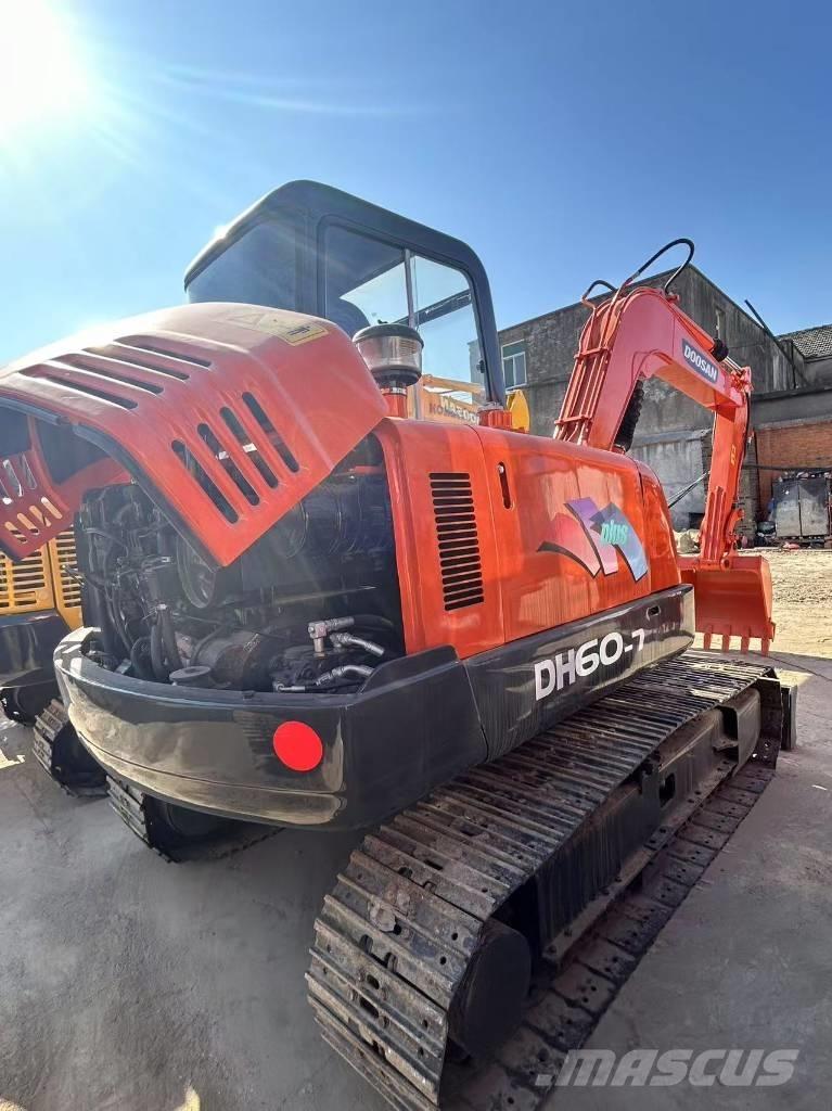 Doosan DH 55 Minikaivukoneet < 7t