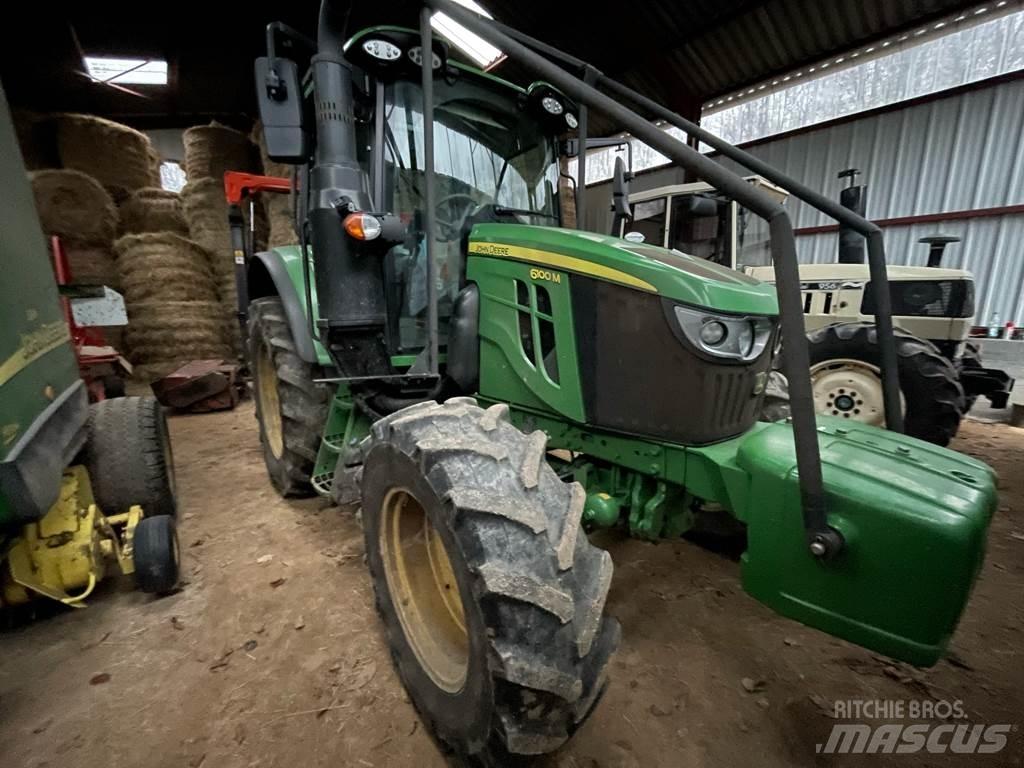 John Deere 6100 M Traktorit