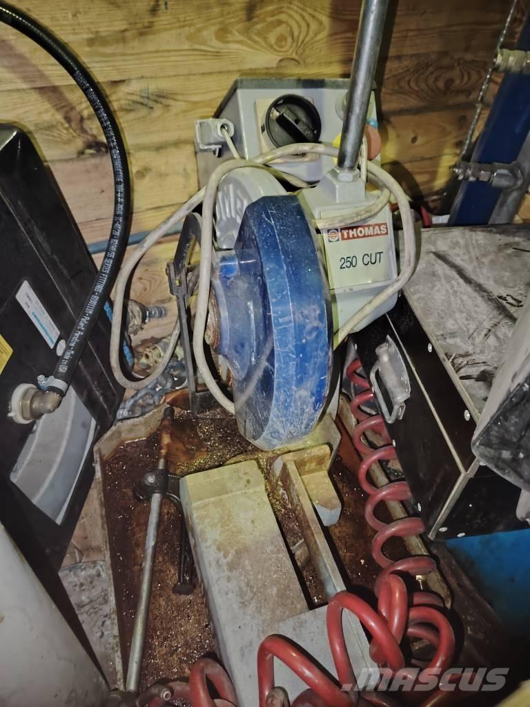 Thomas 250 Muut materiaalinkäsittelykoneet