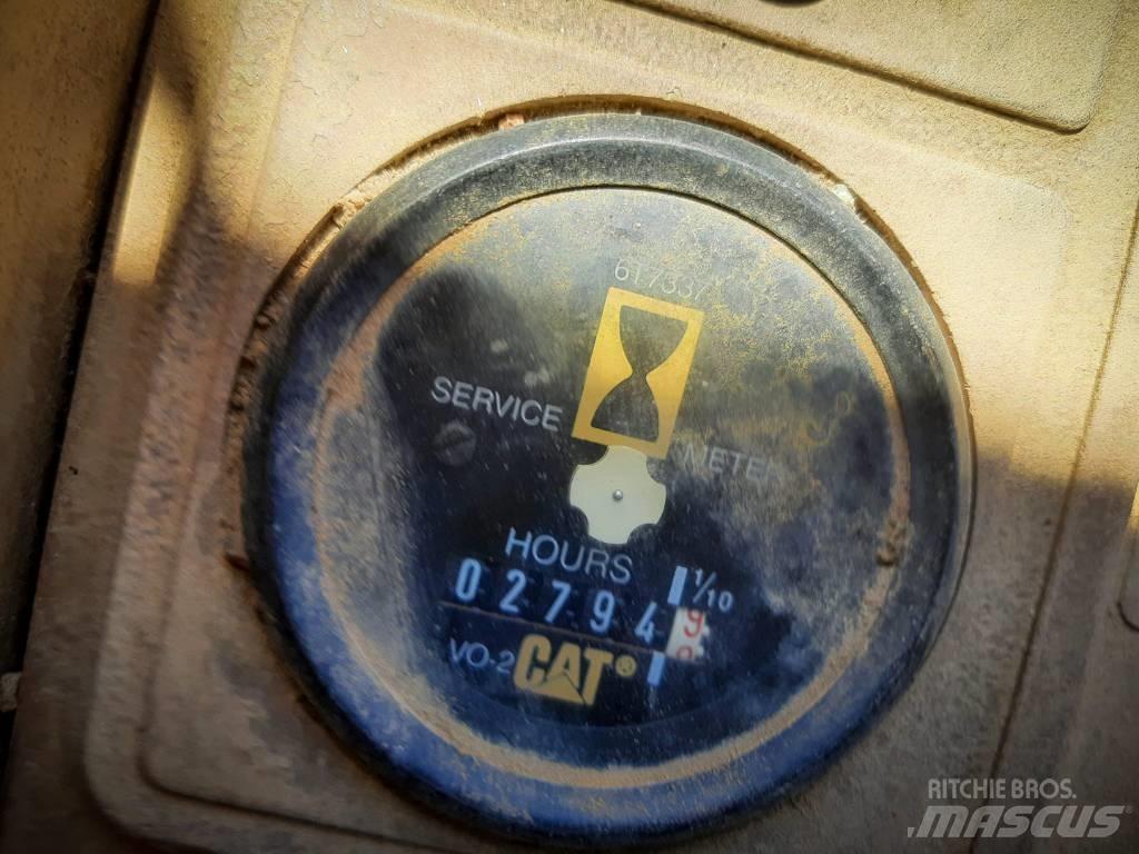 CAT 936 Pyöräkuormaajat