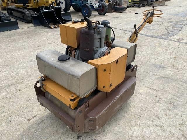 CASE Vibromax W 70 Tandemjyrät