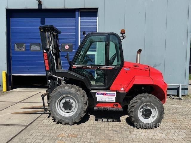 Manitou M 30.4 Maastotrukit