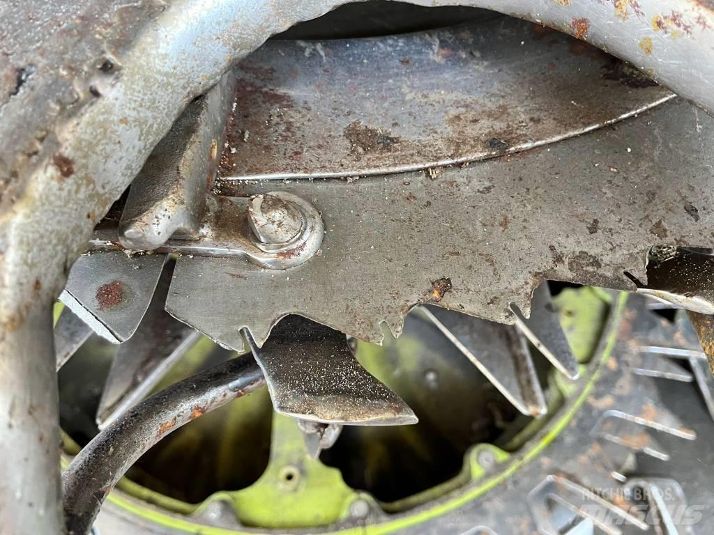 CLAAS Orbis 750 Leikkuupöydät