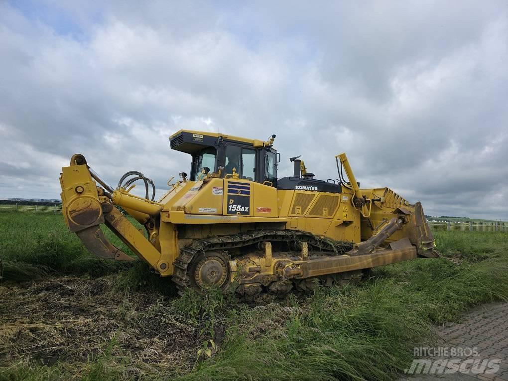 Komatsu D155AX-8 Telaketjupuskutraktorit