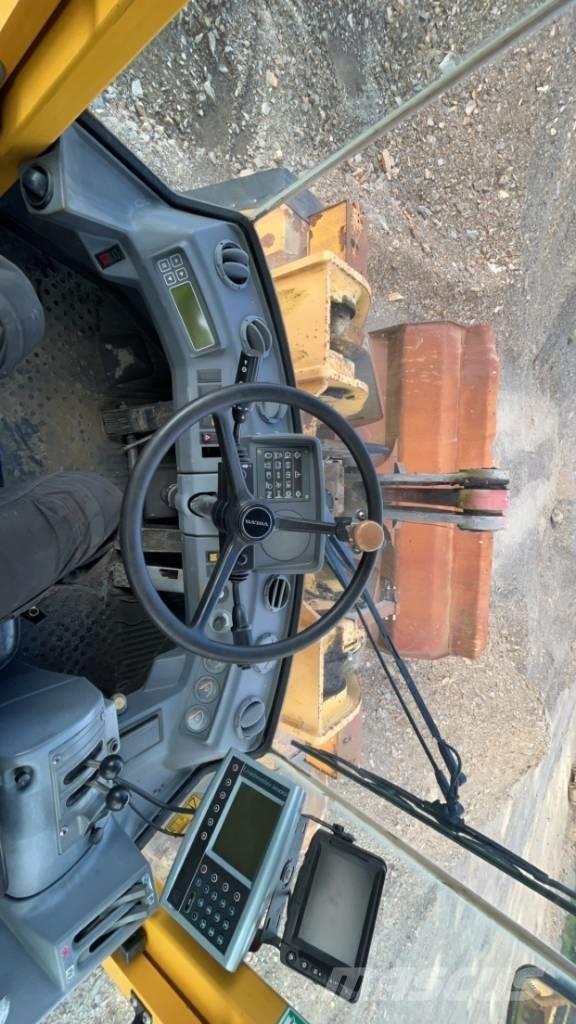 Volvo L 180 C Pyöräkuormaajat