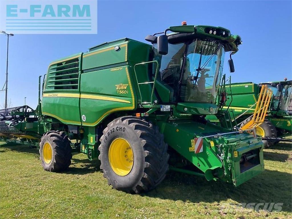 John Deere t560 hm Leikkuupuimurit