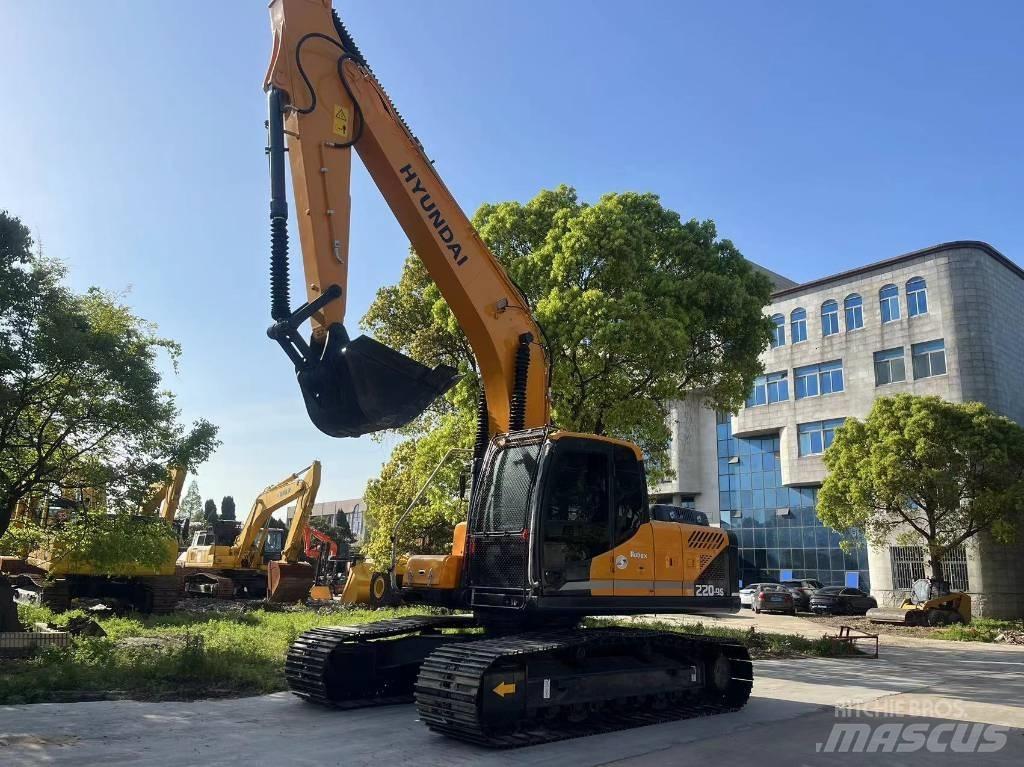 Hyundai R220-9S Pyöräkaivukoneet