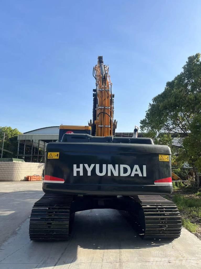 Hyundai R220-9S Pyöräkaivukoneet