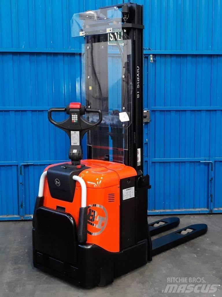 BT SPE 125 Ajettavat pinoamisvaunut