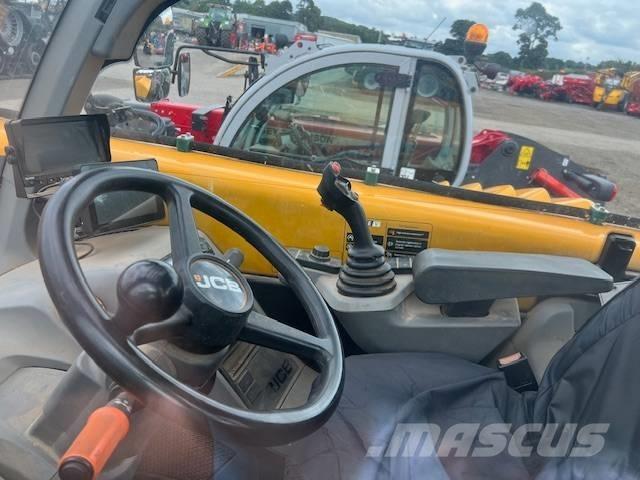JCB 538-60 Maatalouskurottajat