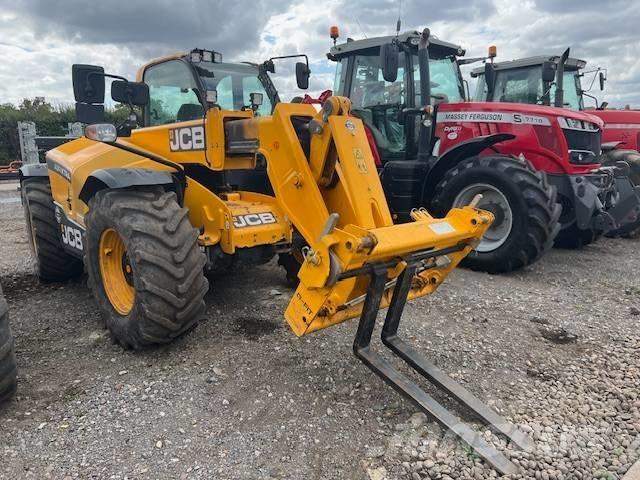 JCB 538-60 Maatalouskurottajat