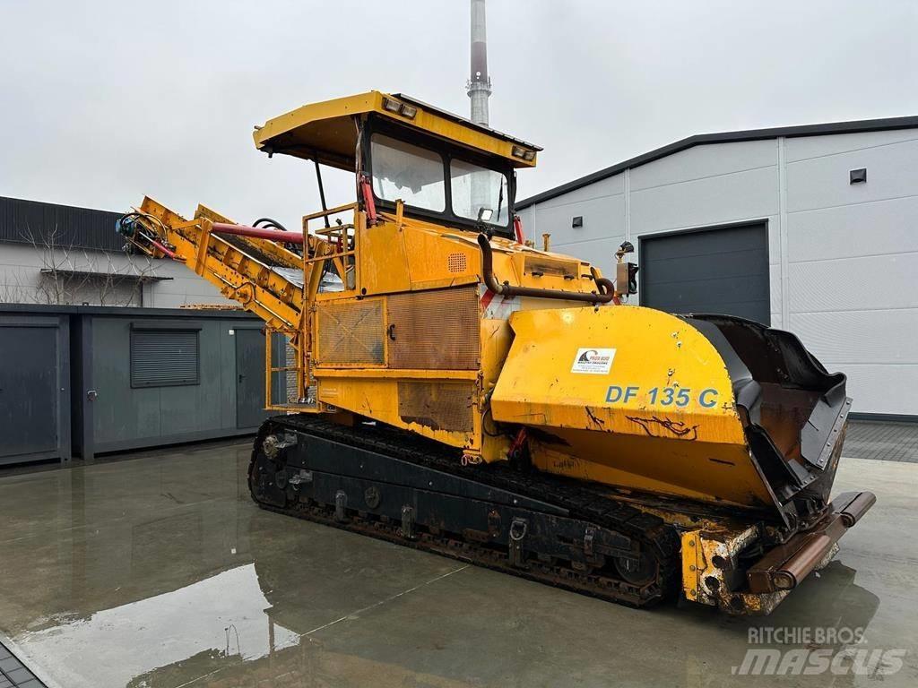 Demag DF 135 C Asfalttikoneet