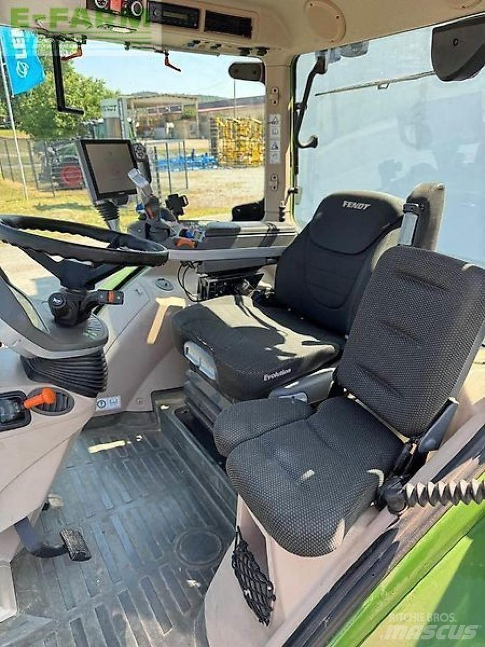 Fendt 724 s4 profi+ Traktorit