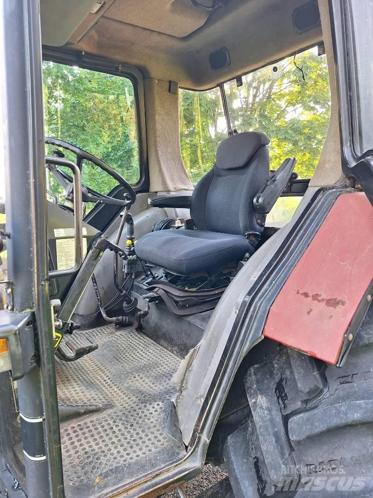 Case IH 845 XL Traktorit