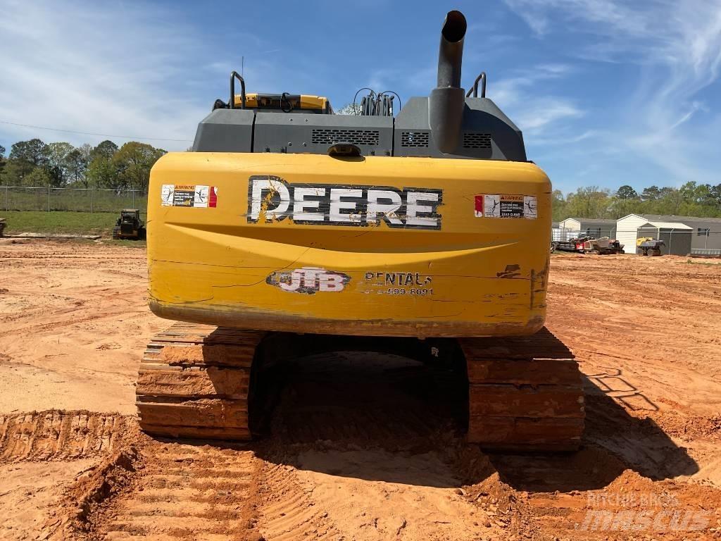 John Deere 210 Telakaivukoneet