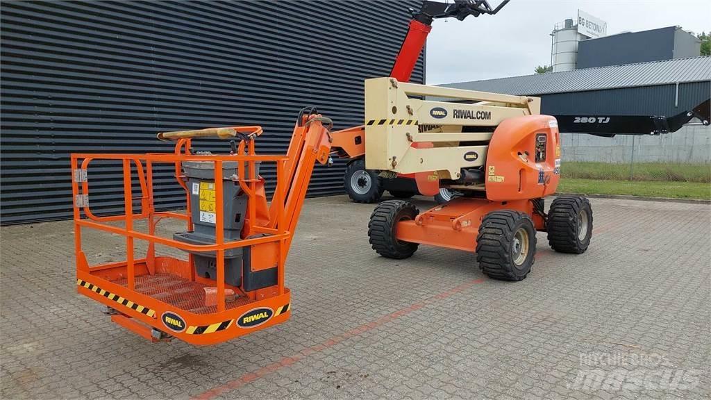 JLG 450AJ Kuukulkijat