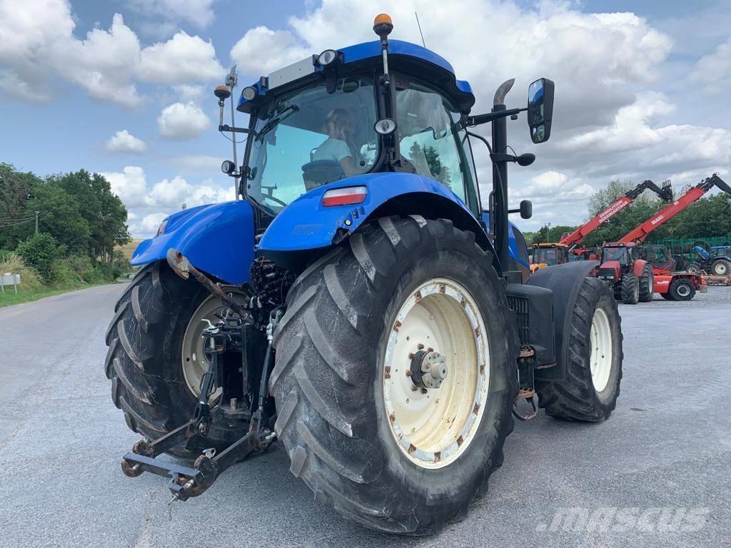 New Holland T 7.210 Traktorit