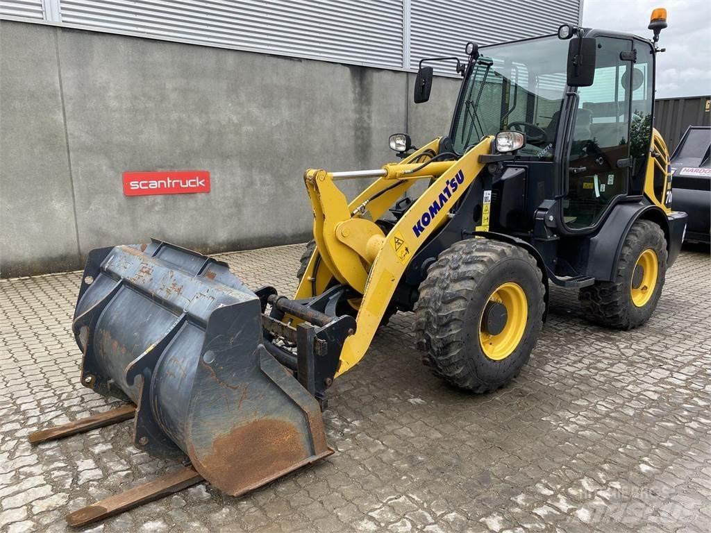 Komatsu WA70M-8EO Yleiskuormaajat