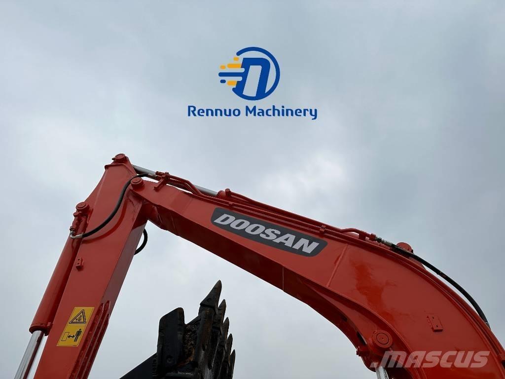 Doosan DX 60 Minikaivukoneet < 7t