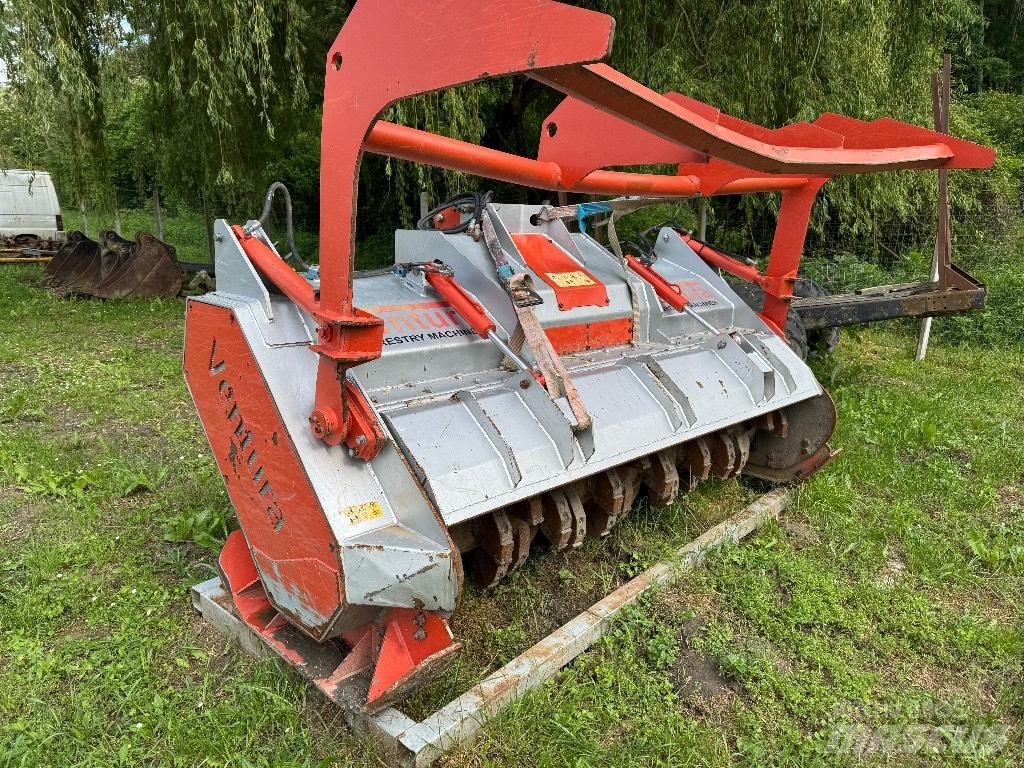 Ventura TFMF 250 Metsä murskaimet