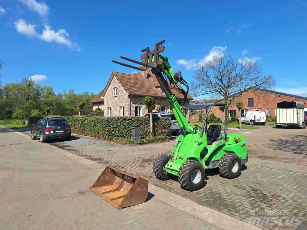Avant 745 Pienkuormaajat