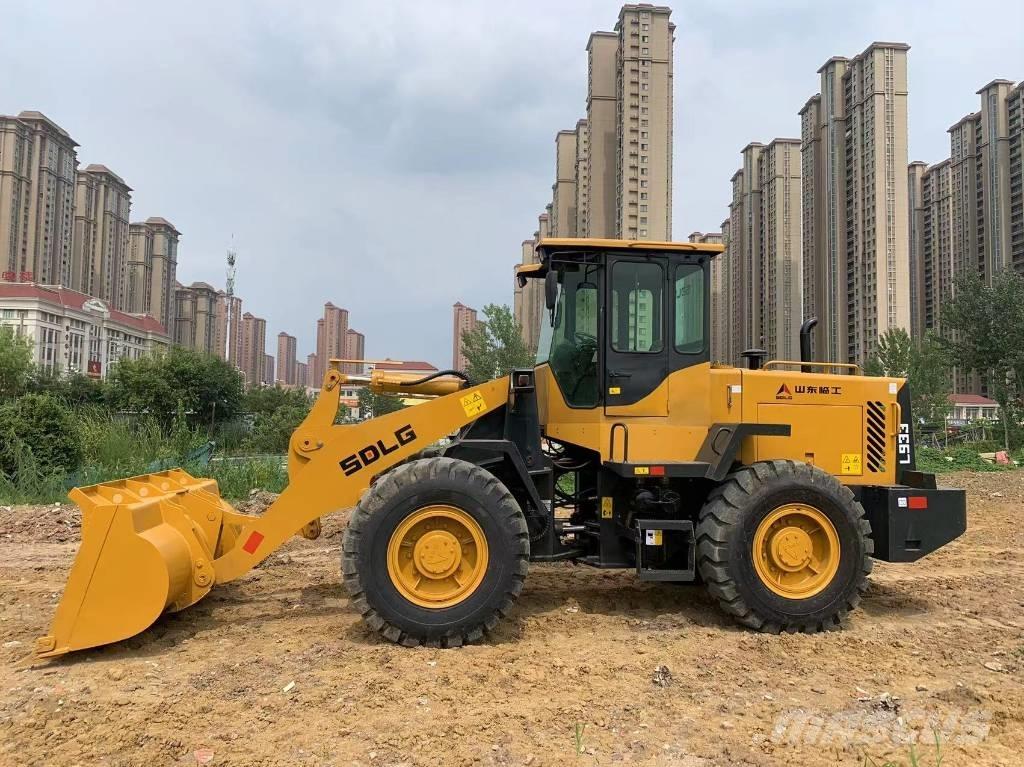 SDLG L 933 Pyöräkuormaajat