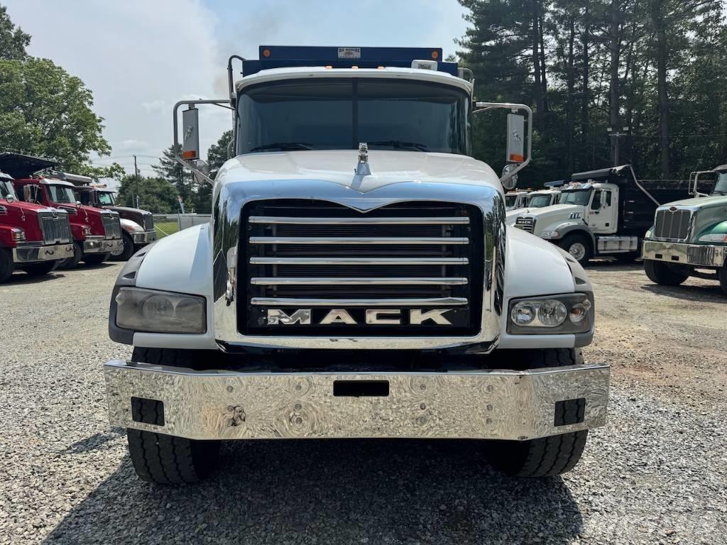 Mack Granite GU 713 Sora- ja kippiautot